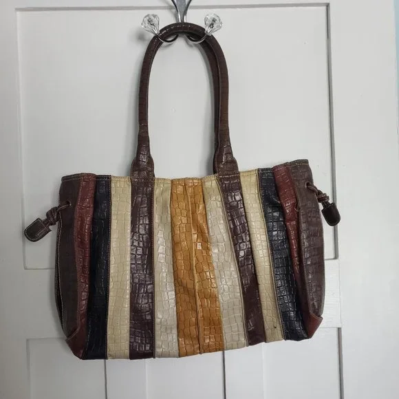 Striped Purse - Picture 1 of 6
